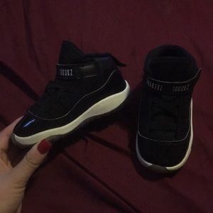 Toddler Jordan 11s 8c GREAT CONDITION